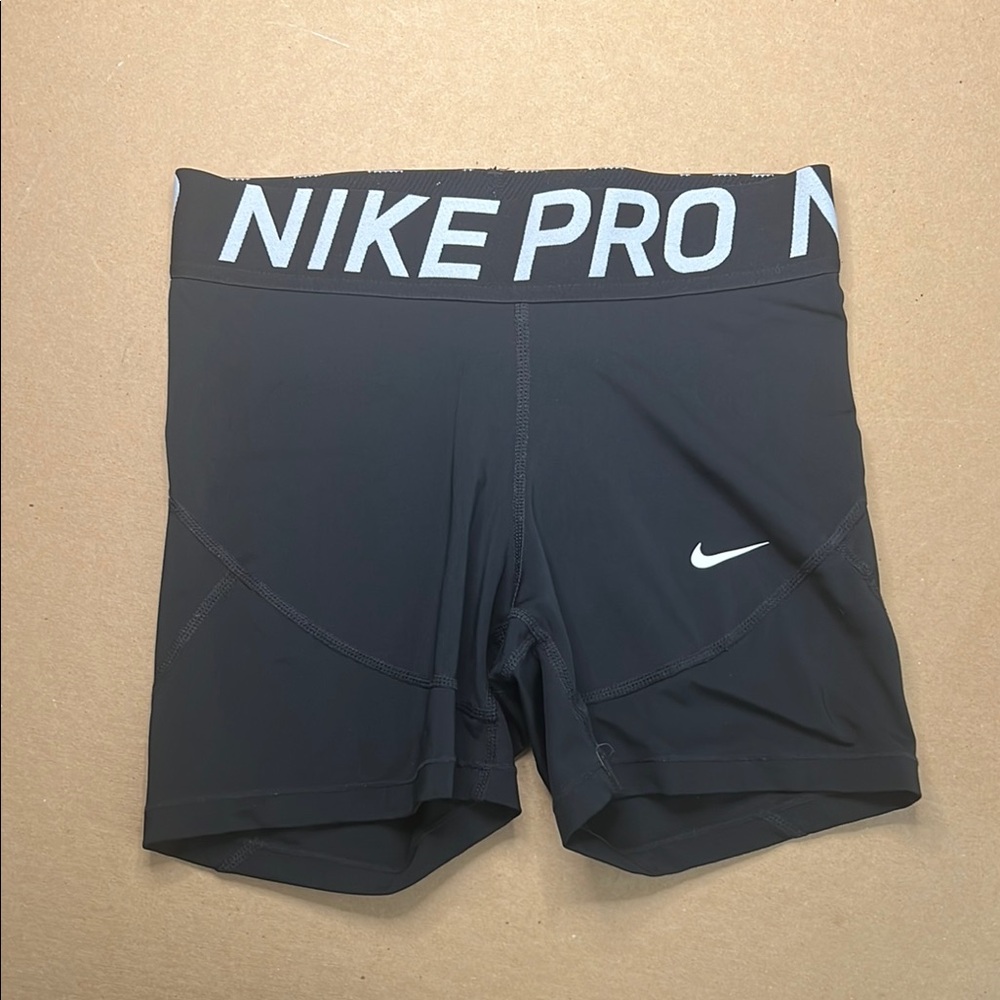 Nike Black Athletic Shorts Moisture-Wicking Performance